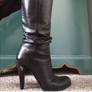 Gucci Black Leather Heeled Boots